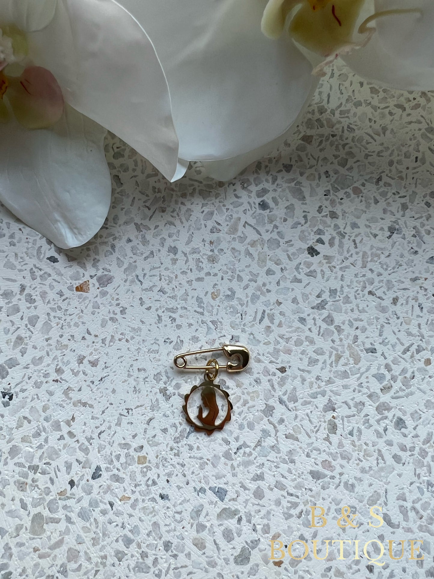 Mini Pin - Mother Mary