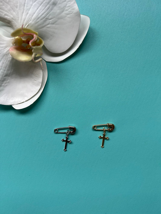 Mini Cross Pin 2